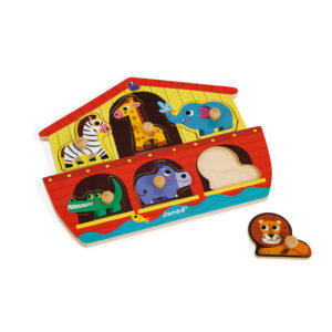 Noahs ark puzzle with 6 animals, made from wood.