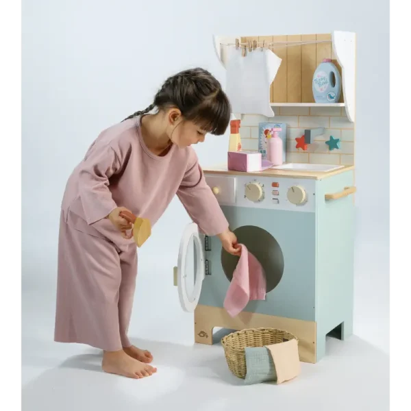Laundrette role play toys